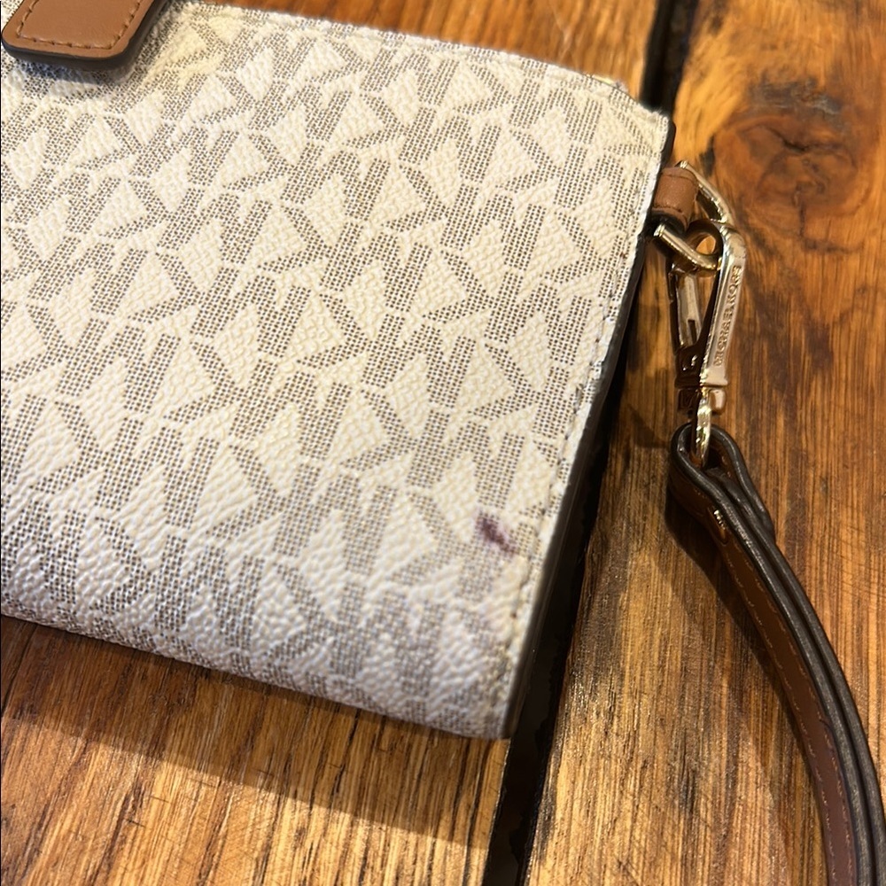 Michael Kors Signature MK Logo Wristlet – Beige & Brown - Picture 3 of 6